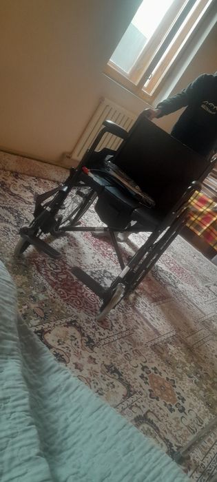 Инвалидная коляска