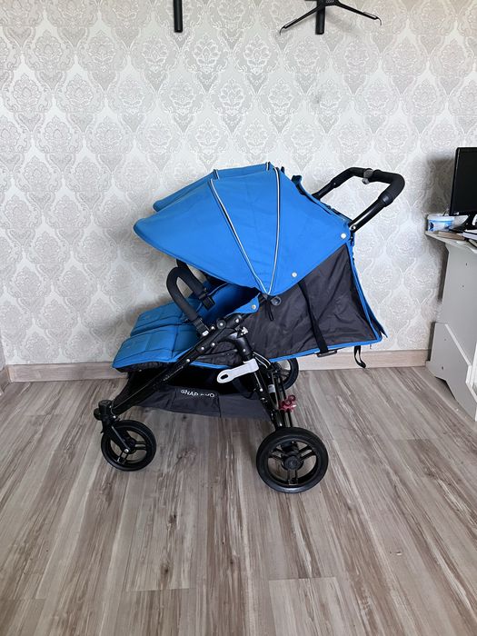 Коляска прогулочная