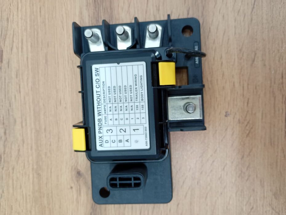 Вспомогательный выключатель Littelfuse PNDB