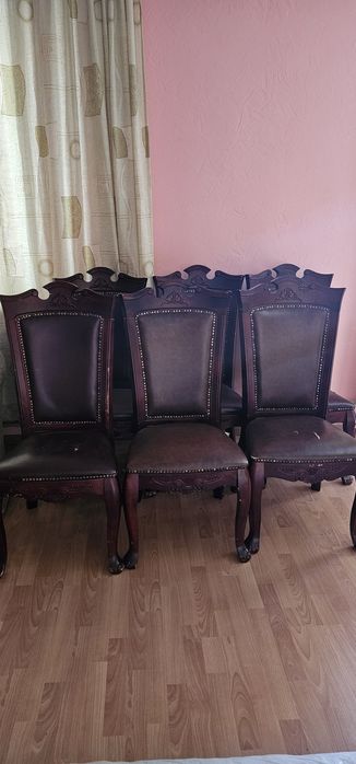 Продам  стулья деревянные