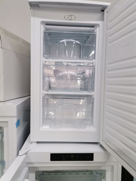 SUPER Oferta Congelatoare noi din import Germania cu Garanție