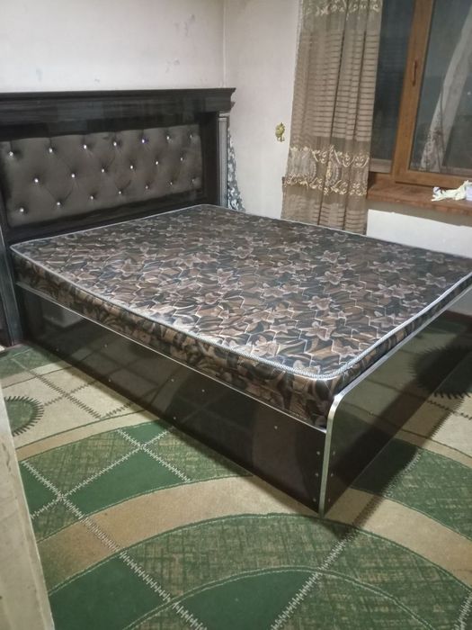 Spalniy mebel sotiladi xolati yangi