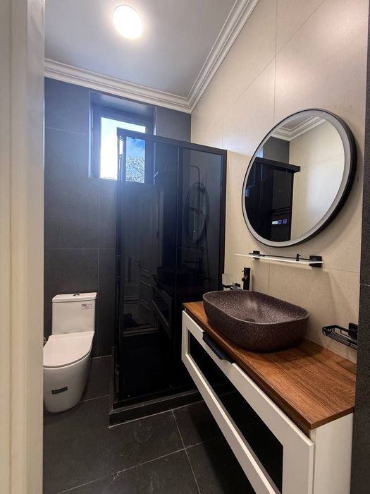 Ул.Циолоковского 6 комнат 350м² качественный ремонт танхаус 3 этажа