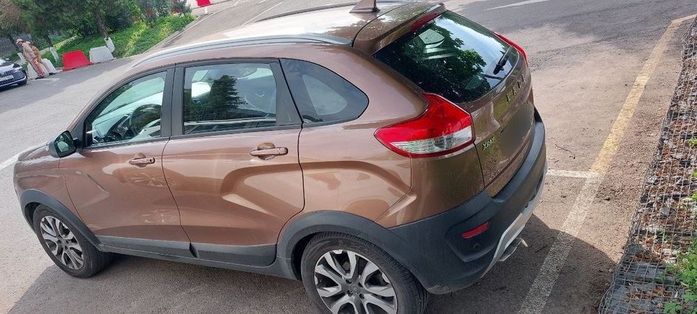Продаётся Lada XRAY