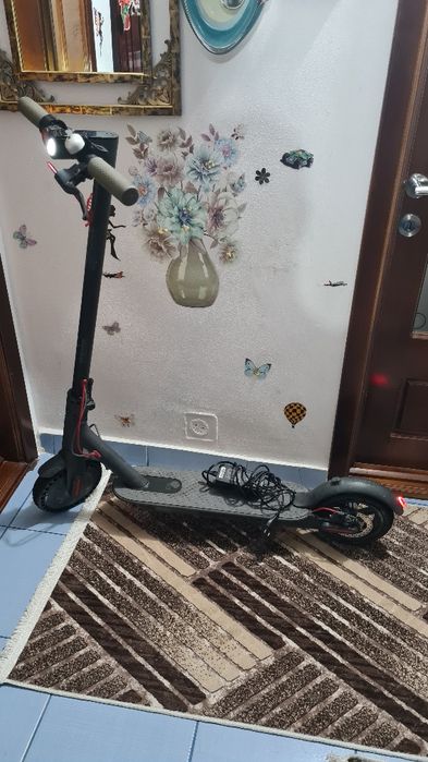 Trotinetă electrică Xiaomi