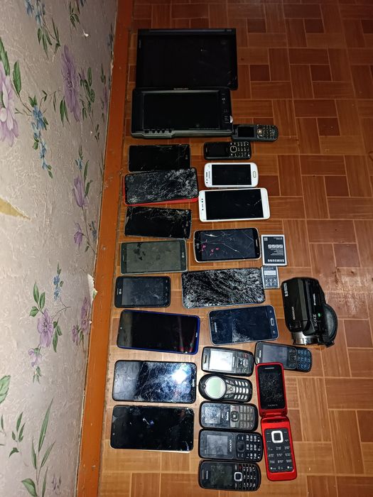 Продам на запчасти.