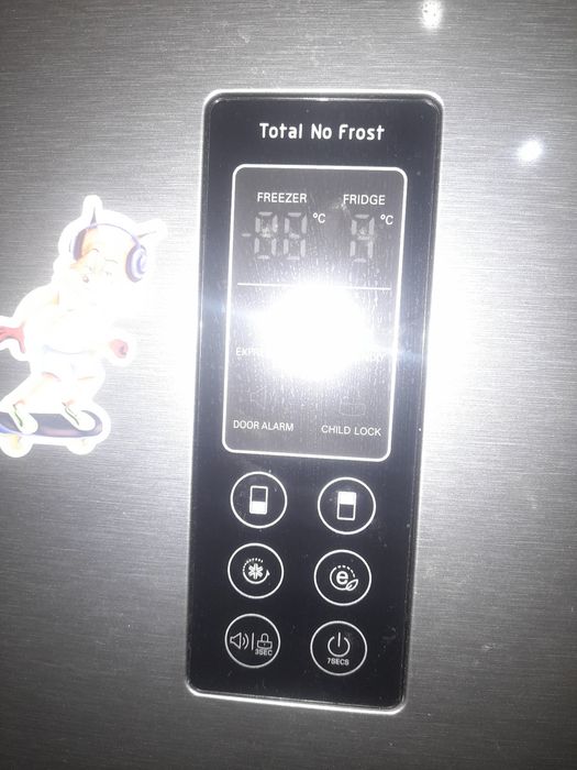 Продам холодильник ЛЖ не работает компрессор инверт