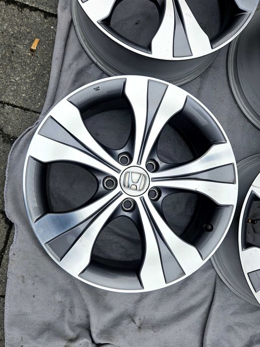 Лети джанти 18" 5х114,3 Honda CRW