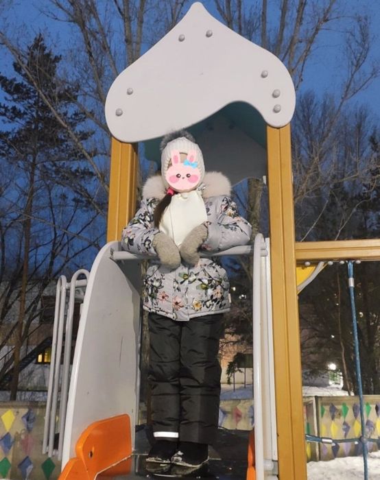 Продам зимний костюм/комбинезон для девочки