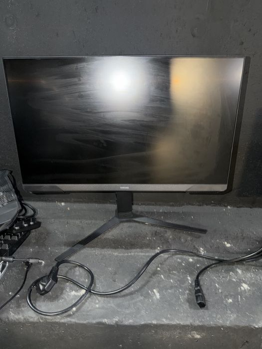 Samsung Odyssey G3 S24DG300EU!