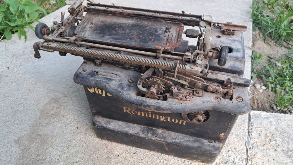 Masina de scris vintage Remington