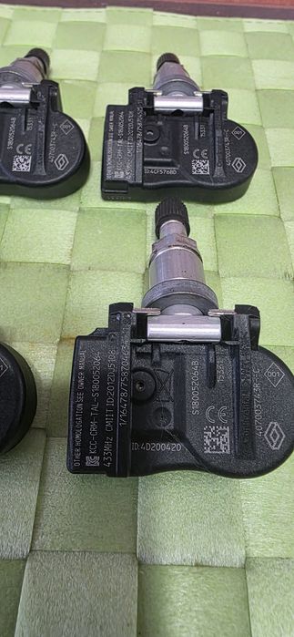 CONTINENTAL TPMS сензори/датчици за налягане, за Renault, Dacia-407003743R