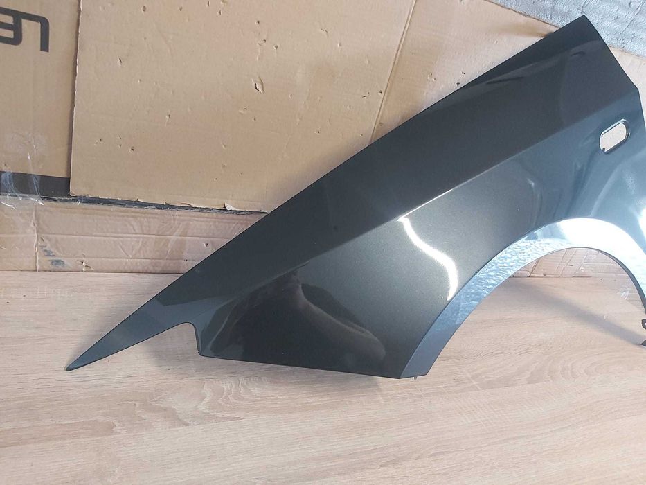 Aripa Fata Stanga Seat Ibiza 2008-2012 (LW7Z (Gri Inchis))