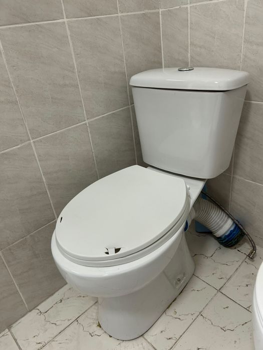 Унитаз и раковина
