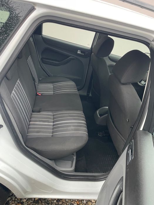 FORD Focus 2009 — imagine 5