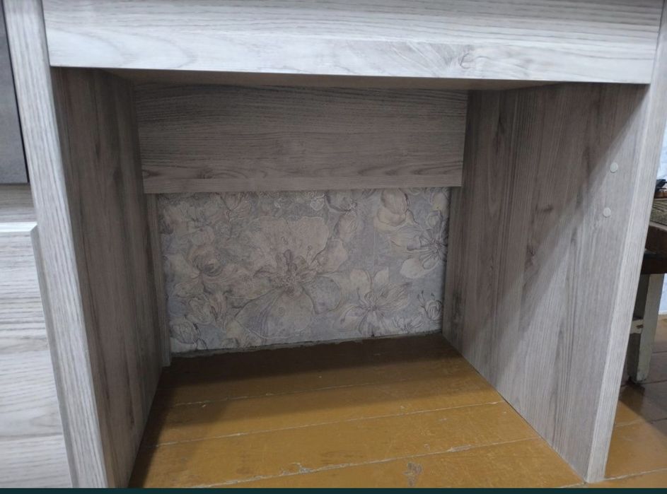 Продам стол (Беларусь)