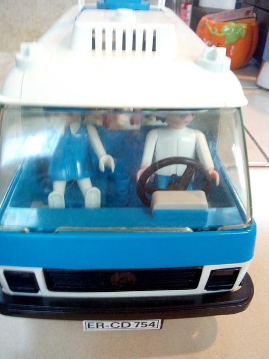 Модел на бус Плеймобил с фигурки и други части