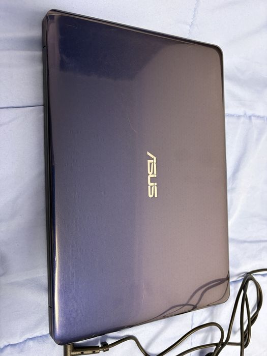 Laptop notebook ASUS E203N