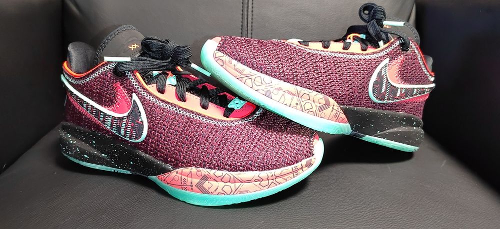 Nike Lebron XX SE, номер 38