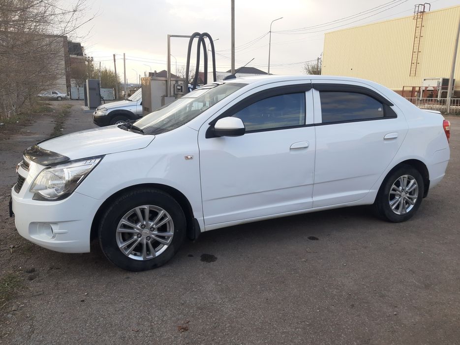 Шевролет кобальт