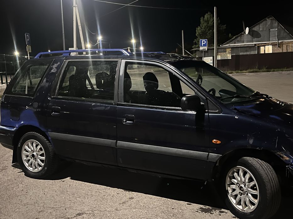 Продам Mitsubishi Space Wagon на ходу