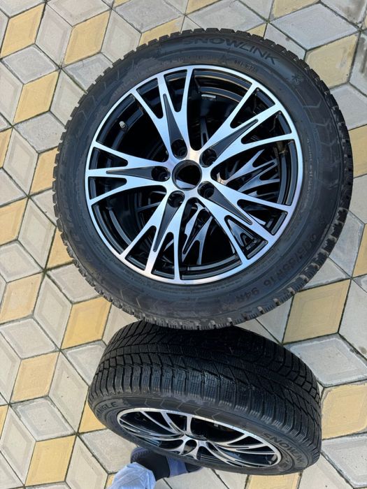 Шины Triangle зимние вместе с дисками.