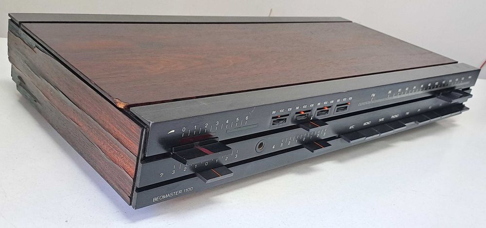 Beomaster 1100 Amplificator Palisandru - Jacob Jensen - Bang & Olufsen