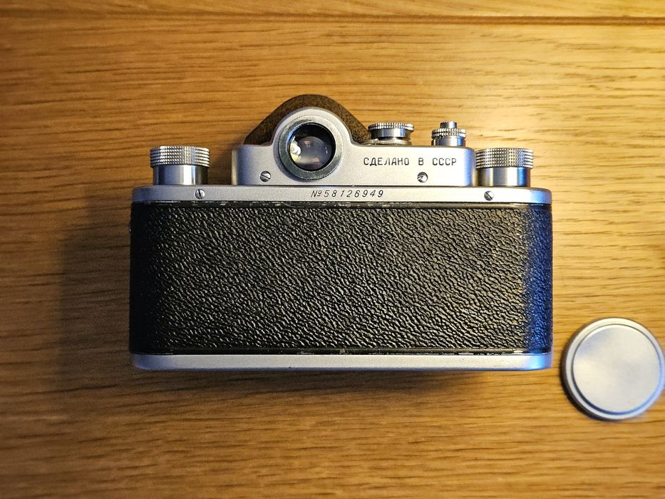 Aparat foto pe film Zenit-C cu Industar 50