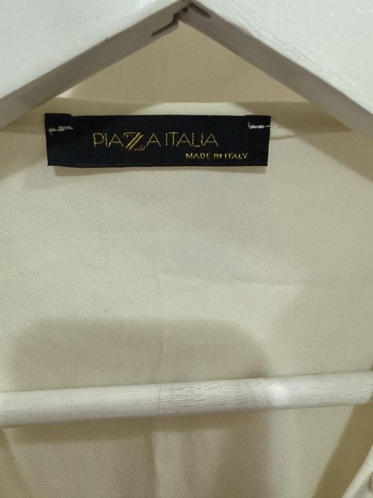 PIAZZA ITALIA дамски ризи.2 броя за 5 евро общо!