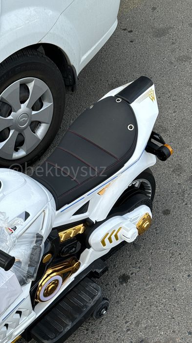 Детский мотоцикл 24V KP-1099 до 100кг 2x2 Bluetooth EVA колеса