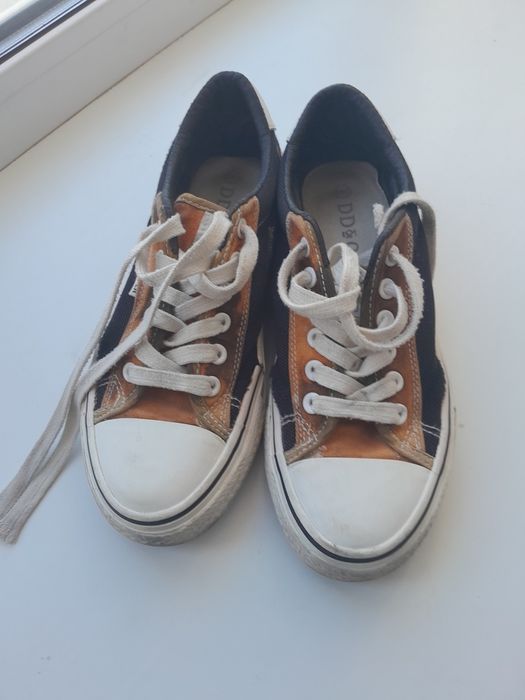 Кеды молодежные.