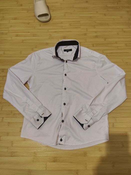 Hugo Boss бяла риза