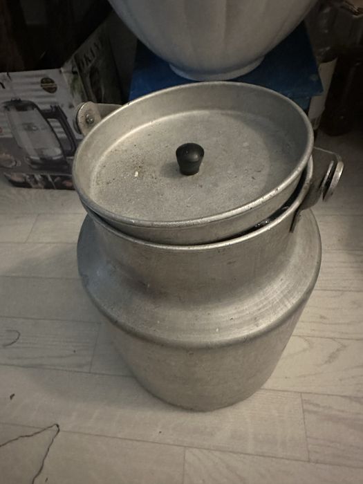 Продаются аллюминиевые бидоны