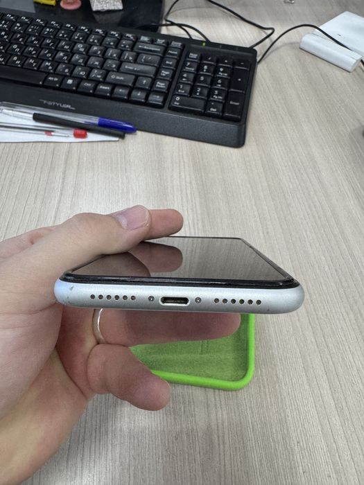 Iphone Xr на 64 gb