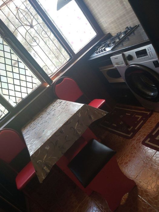 Arenda kvartira 5 mikrorayon 2 xona 3 xona qilingan