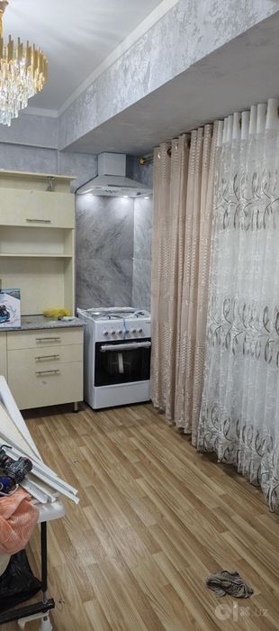 Срочно квартира сотилади СУПЕРДА