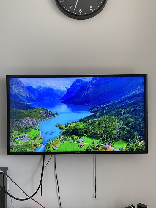 Samsung Smart TV 40” UE40J5200 (Full HD)