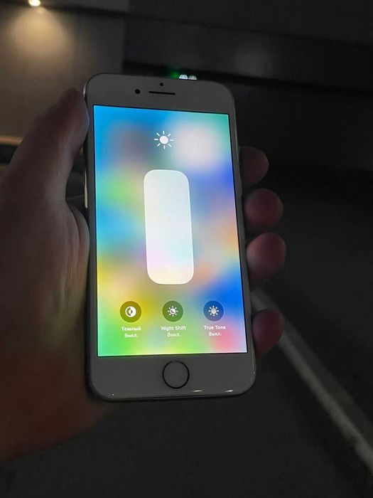 iphone 8 64 гб в отличном состоянии