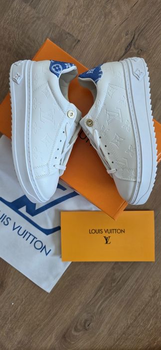 Обувки сникърси дамски