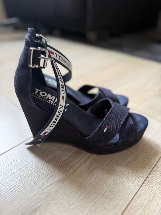 Летни сандали Tommy Jeans