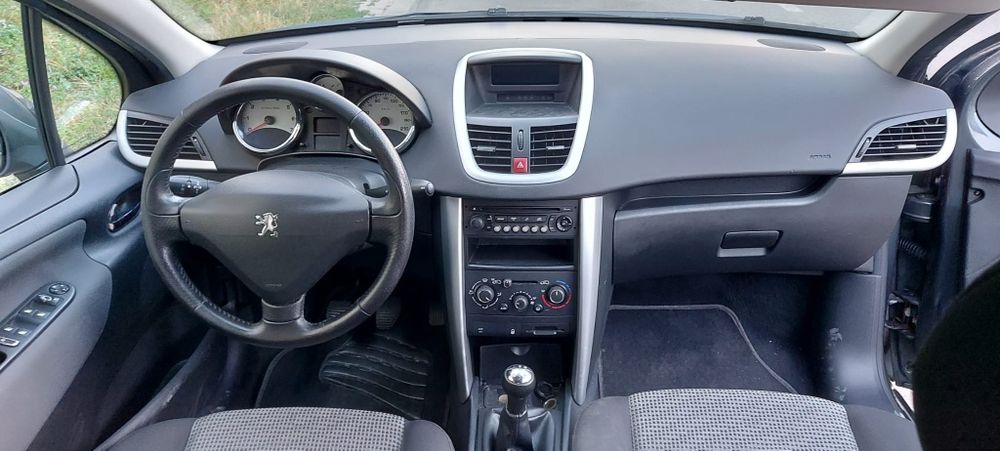 - PRET SUPER REDUS - Peugeot 207 de import 1.6i 2011 Euro 5 205.000 km schimb ATV s26 ultra iphone 17 pro max sau diverse PC Laptop