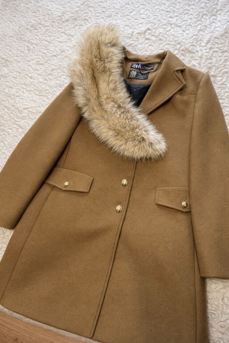 Palton Zara dama maro cu guler blana Manteco marime L elegant