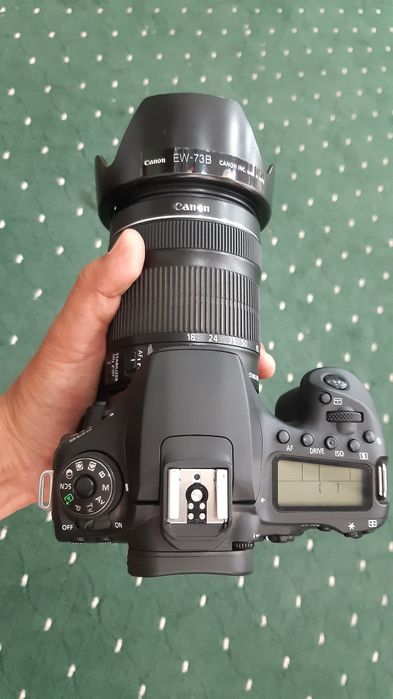 Canon 90D. Sotiladi.