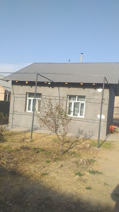 6сотик ихчам компактни дача сотилади