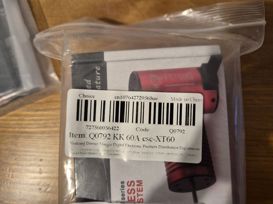 Vând esc 60a + motor brushless + card pt automodel noi sigilate