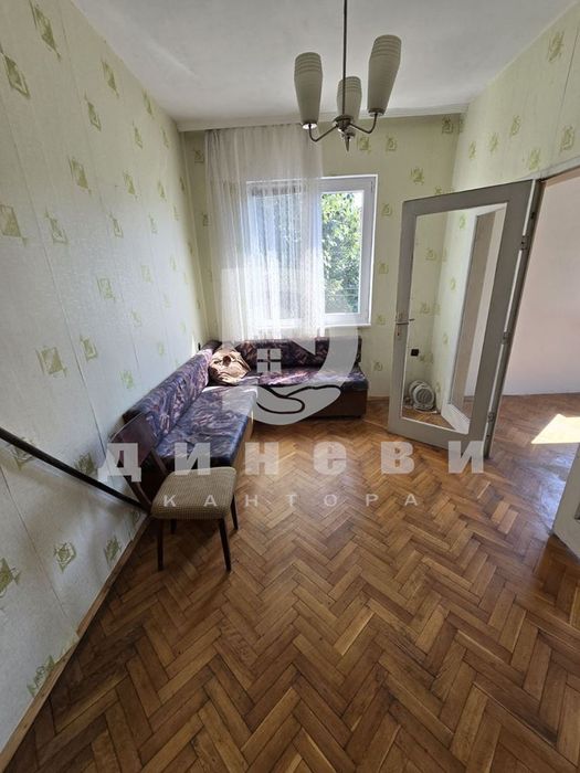 Етаж от къща в Стара Загора-Аязмото площ 188 цена 160000