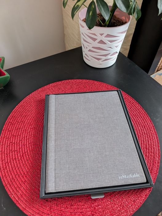 Tableta ePaper reMarkable 2, 10.3", E Ink Carta Monochrome Multi-point