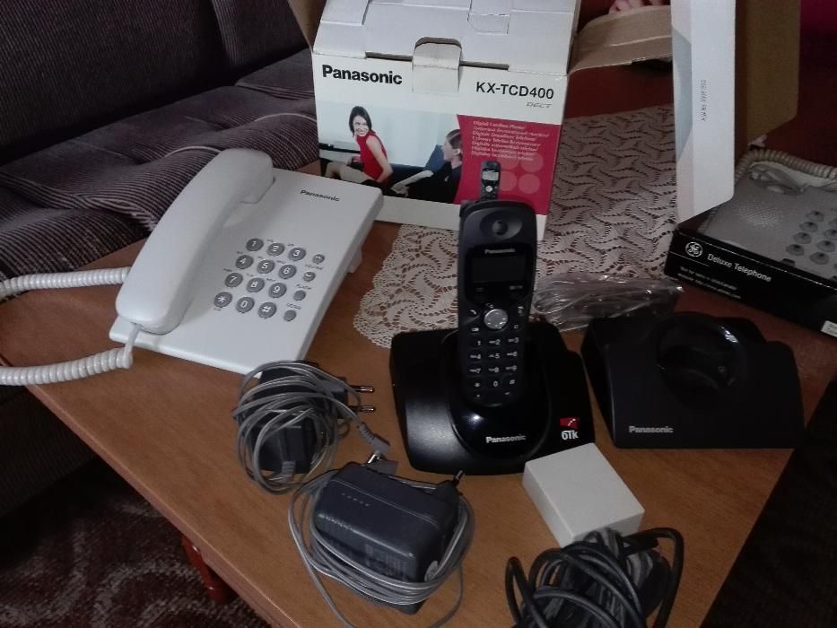 Лот от домашни телефони