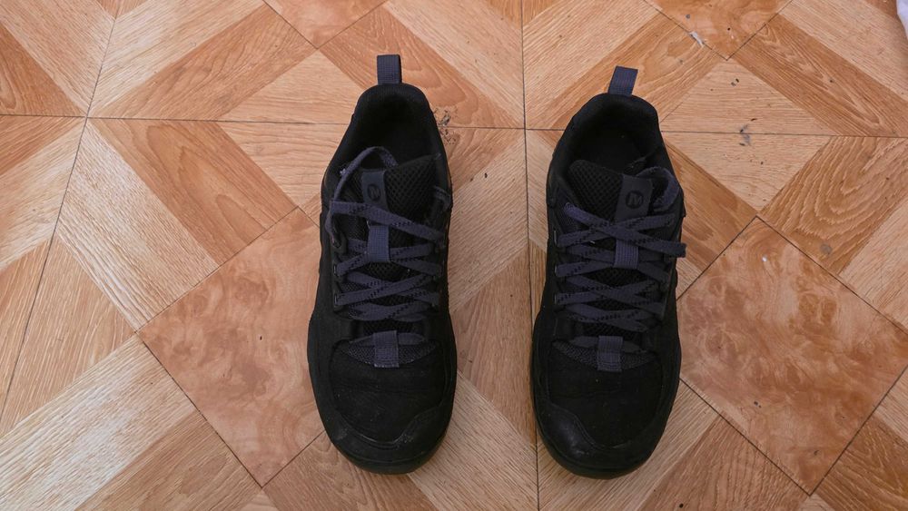 Merrell Annex Trak Low