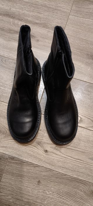 Зимни боти от естествена кожа